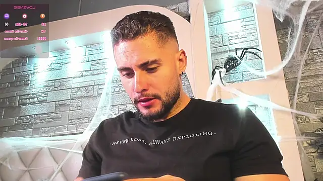 dominic de luca online show from 10/28/25, 02:45