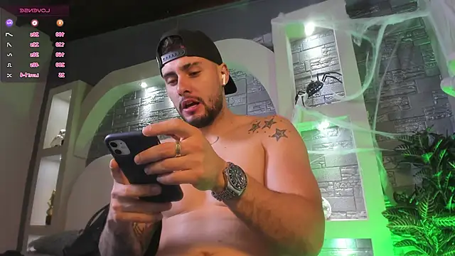 dominic de luca online show from 10/29/25, 06:12