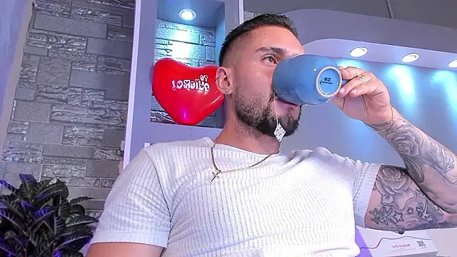 dominic de luca online show from 02/18/26, 04:21