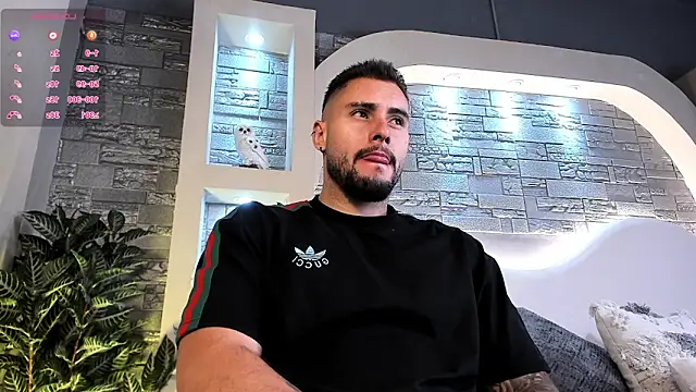 dominic de luca online show from 11/19/25, 03:06