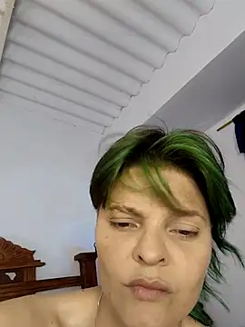 Snapshot of kay_towers99 chatting on 02/12/26, 08:41 kay towers99 online show from 02/12/26, 08:41