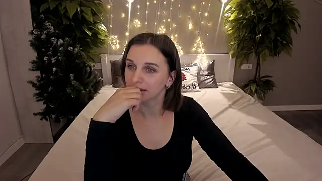 SofiSoft online show from 12/18/25, 08:45