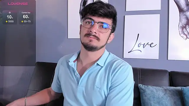 AaronFuentes7 online show from 10/05/25, 01:13
