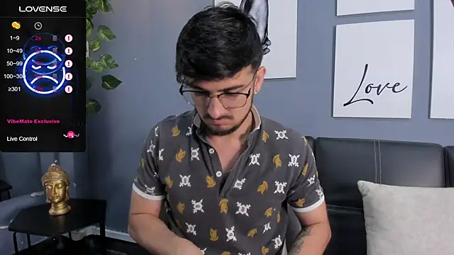 AaronFuentes7 online show from 09/08/25, 07:35