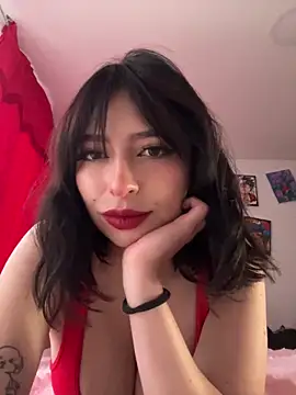 larsonbeverly online show from 12/21/25, 08:53