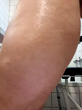 toywood online show from 12/02/25, 05:53