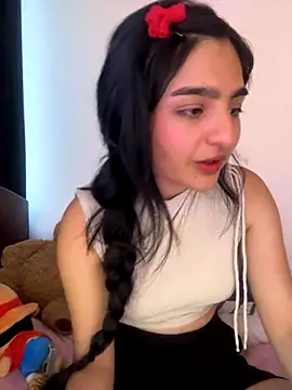 Clementyne30 online show from 11/24/25, 10:32