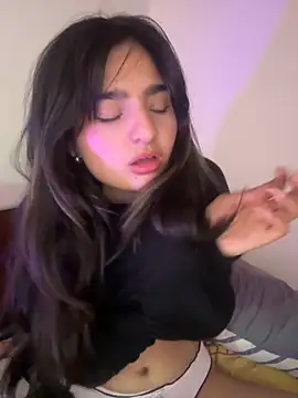 Clementyne30 online show from 10/04/25, 02:46