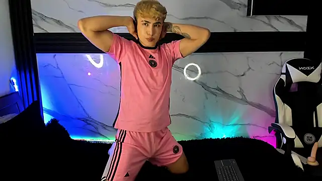 Saimonvela online show from 10/21/25, 05:29