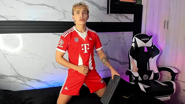 Saimonvela online show from 11/13/25, 07:45