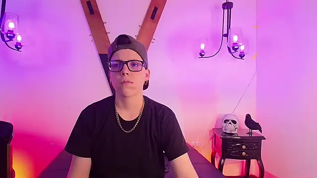 SpencerMontgomery online show from 11/25/25, 07:58