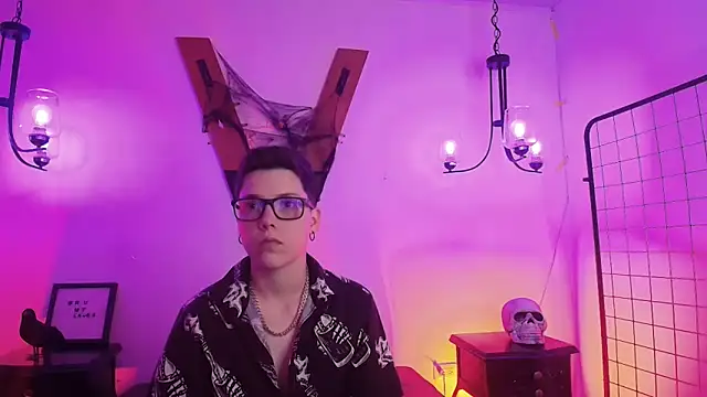 SpencerMontgomery online show from 11/12/25, 07:29