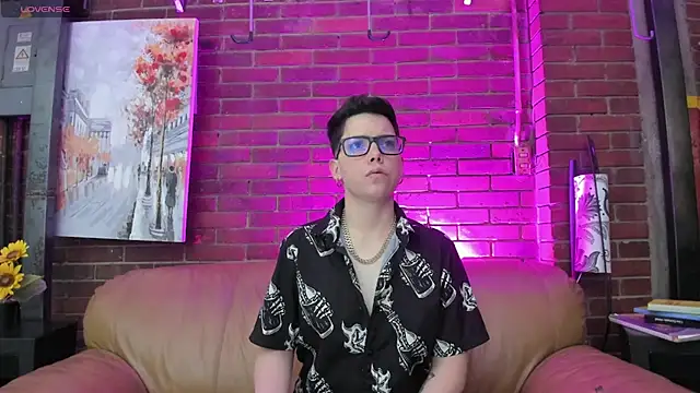 SpencerMontgomery online show from 11/23/25, 05:23