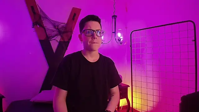 SpencerMontgomery online show from 11/08/25, 07:39