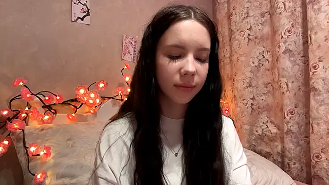 AxyKitten online show from 11/06/25, 03:49