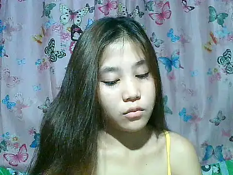 Snapshot of SexyAsianPussy4u chatting on 07/22/26, 12:01 SexyAsianPussy4u online show from 07/22/26, 12:01
