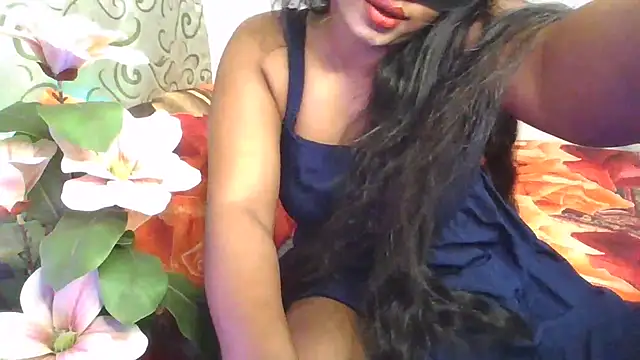 LustInLips online show from 06/25/26, 12:30