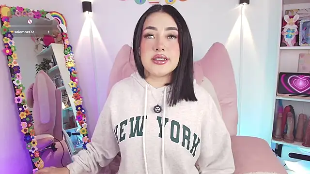 justonecute online show from 04/07/26, 11:50