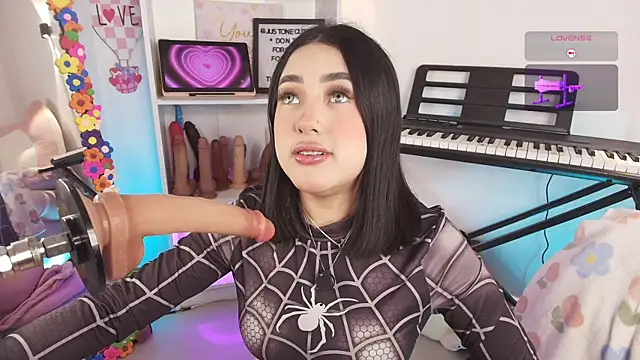 justonecute online show from 03/20/26, 12:11