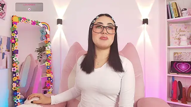 justonecute online show from 01/11/26, 12:17