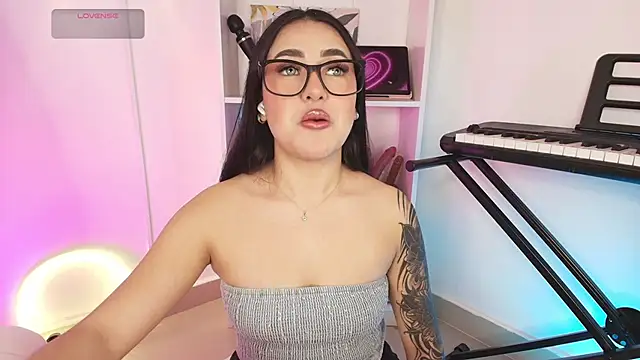 justonecute online show from 01/07/26, 12:37