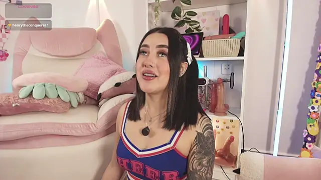 justonecute online show from 05/06/26, 02:59