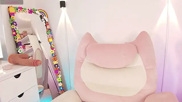 justonecute online show from 06/16/26, 11:49