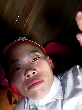 CoMay003 online show from 10/09/25, 09:54