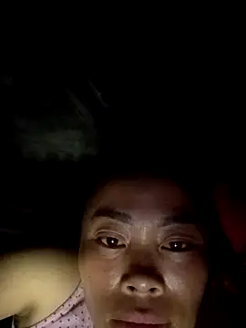 CoMay003 online show from 10/06/25, 09:21