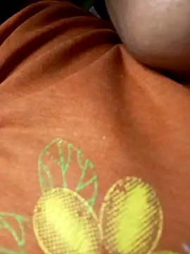 CoMay003 online show from 10/30/25, 04:37