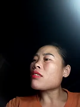 CoMay003 online show from 10/19/25, 03:04