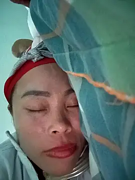 Snapshot of CoMay003 chatting on 02/28/26, 10:15 CoMay003 online show from 02/28/26, 10:15