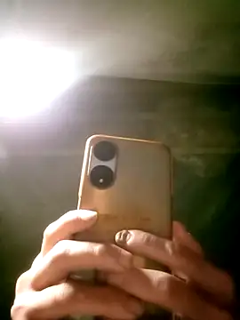 Snapshot of CoMay003 chatting on 02/27/26, 12:22 CoMay003 online show from 02/27/26, 12:22