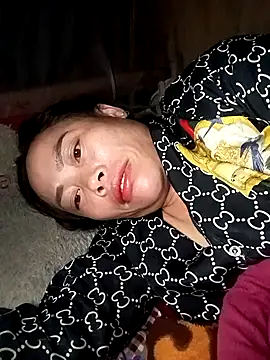 CoMay003 online show from 10/16/25, 07:33