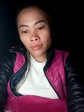 CoMay003 online show from 11/04/25, 07:50