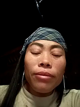 CoMay003 online show from 11/30/25, 12:33