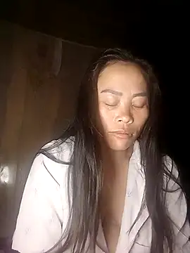 Snapshot of CoMay003 chatting on 02/16/26, 11:57 CoMay003 online show from 02/16/26, 11:57