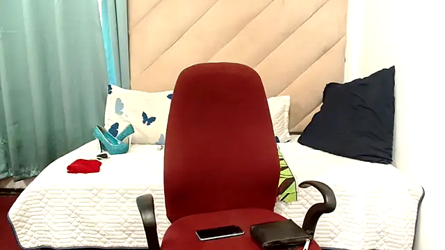 XXBUBBLYBARBIEXX online show from 02/10/26, 11:53