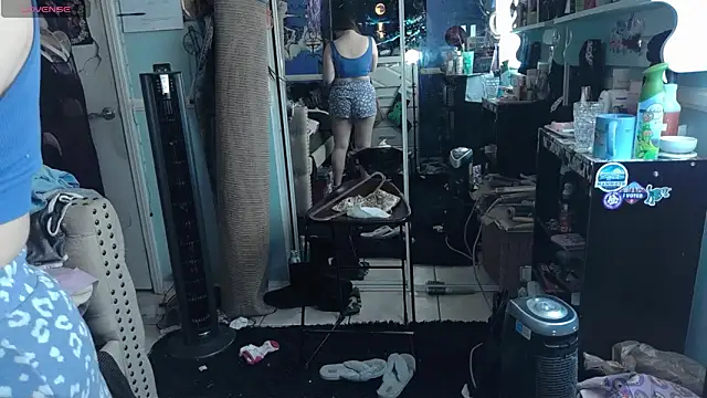 bimbo gurl online show from 04/03/26, 08:04