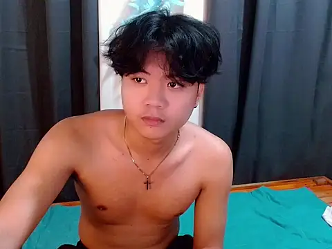 Snapshot of youre_BabyBoy chatting on 11/12/25, 09:35 youre BabyBoy online show from 11/12/25, 09:35