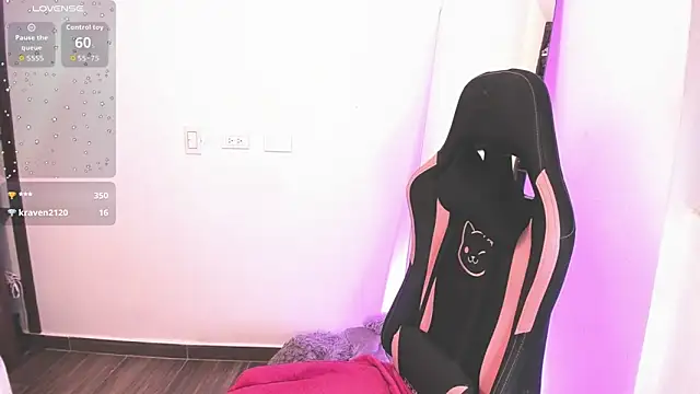 samiacooper25 online show from 09/13/25, 11:49