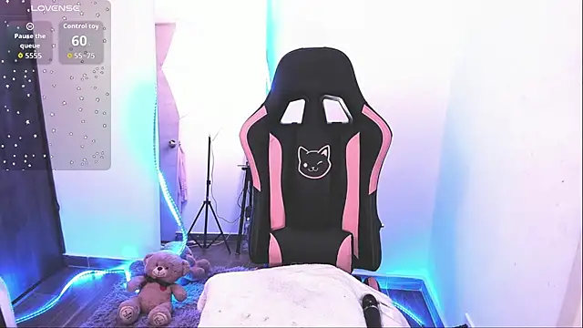 samiacooper25 online show from 11/05/25, 09:45