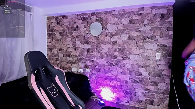 samiacooper25 online show from 02/13/26, 04:45