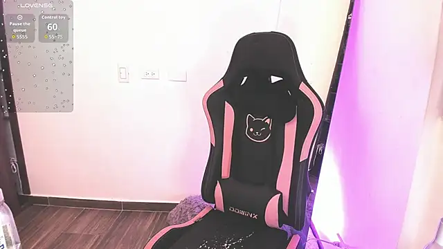 samiacooper25 online show from 09/13/25, 09:53