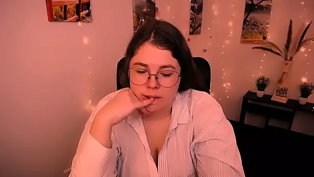 Snapshot of _Lovely_Mary chatting on 09/12/25, 08:03  Lovely Mary online show from 09/12/25, 08:03