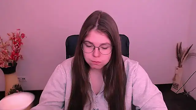 Snapshot of _Lovely_Mary chatting on 10/16/25, 06:43  Lovely Mary online show from 10/16/25, 06:43