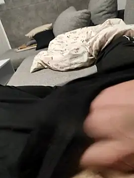 hansvonerotic1 online show from 11/13/25, 03:49