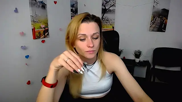 PeppyMia online show from 11/12/25, 07:45