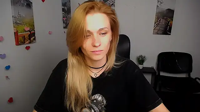 PeppyMia online show from 11/25/25, 10:59