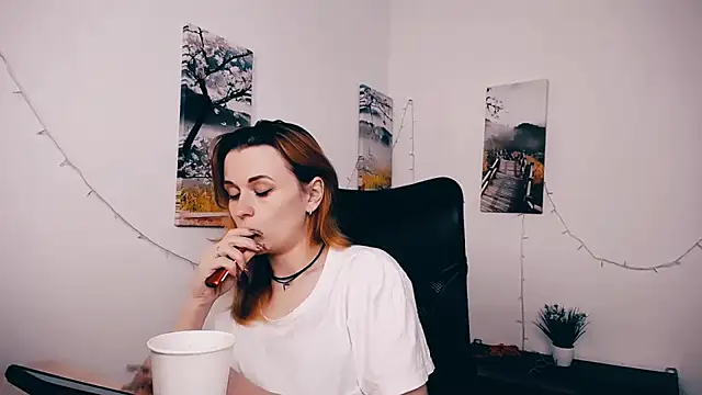 PeppyMia online show from 05/19/26, 06:42